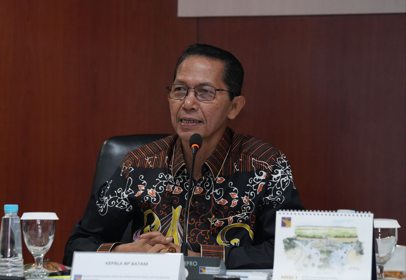 Kepala BP Batam, Amsakar Achmad
