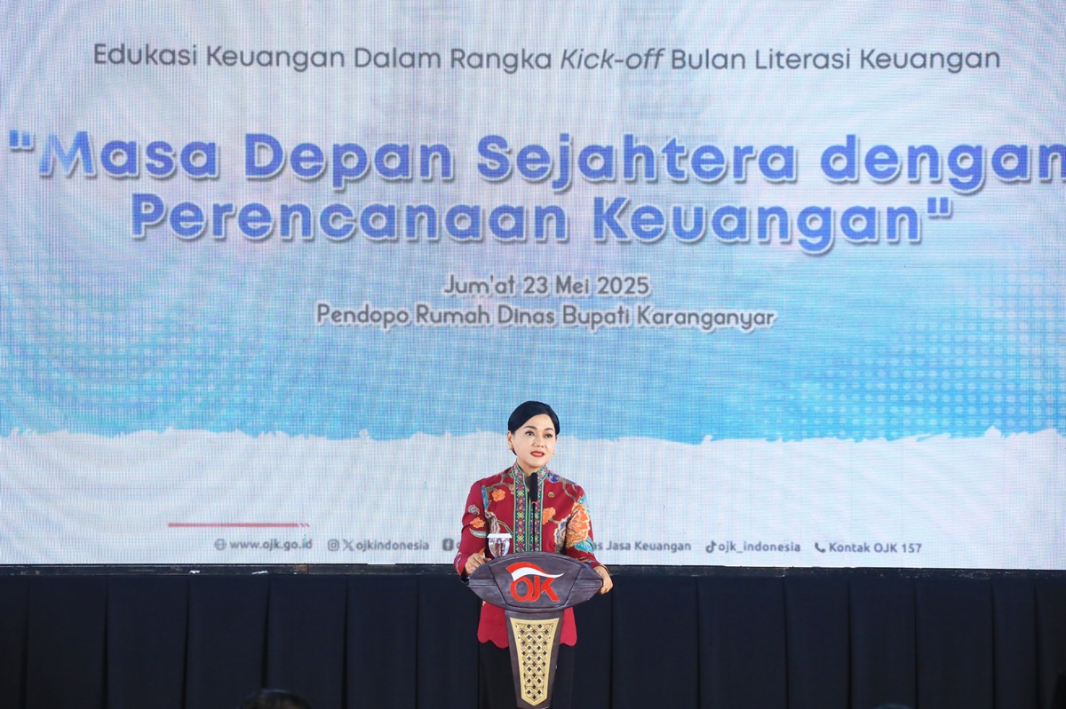 Kepala Eksekutif Pengawas Perilaku Pelaku Usaha Jasa Keuangan, Edukasi dan Pelindungan Konsumen Friderica Widyasari Dewi
