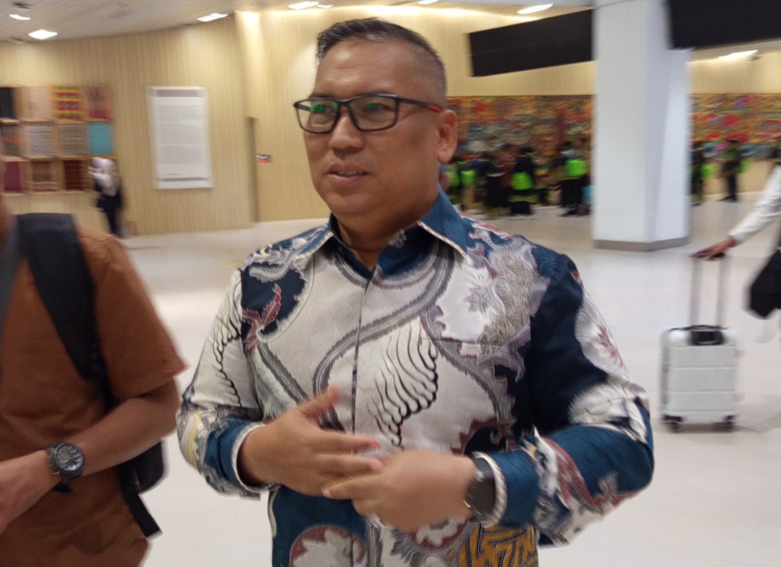 Gubernur, Nyanyang Haris Pratamura