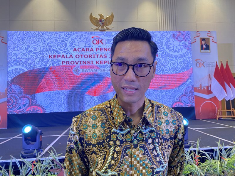 Kepala OJK Provinsi Kepulauan Riau, Sinar Danandjaya