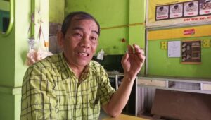 Junaedi, Pemilik Pempek Cek Bilah 