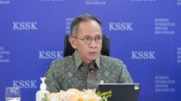 Ketua Dewan Komisioner OJK, Mahendra Siregar