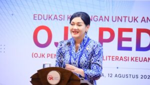 Kepala Eksekutif Pengawas Perilaku Pelaku Usaha Jasa Keuangan, Edukasi, dan Pelindungan Konsumen OJK, Friderica Widyasari Dewi