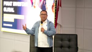 Deputi Bidang Investasi & Pengusahaan BP Batam Fary Francis