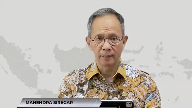 Ketua Dewan Komisioner OJK, Mahendra Siregar