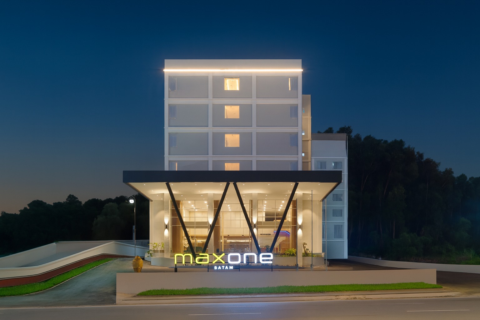 MaXone Hotel Batam