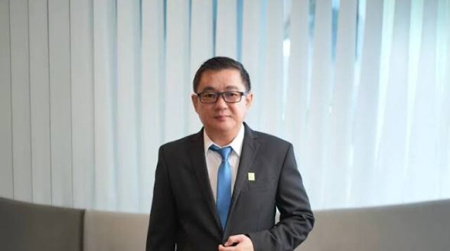 Direktur Utama PT PLN Batam, Kwin Fo