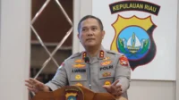kapolda-kepri-irjen-pol-asep-syafrudin-saat-memberi-sambutan-dalam-acara-coffee-morning-bersama-insan-pers-di-gedung-bhayangkari-mapolda-kepri-nongsa-kemarin-f-cecep-mulyanabatam-pos-TsGf9